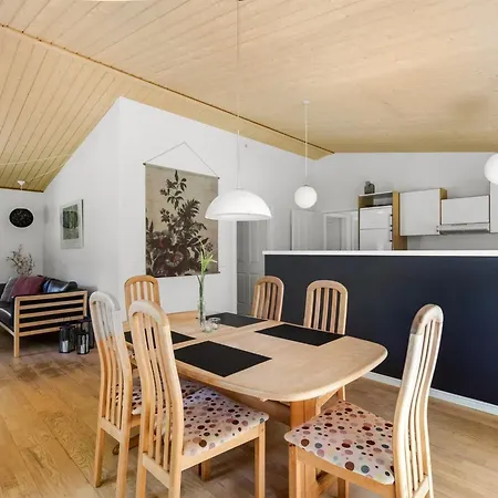 Eryka - 28km From The Sea By Interhome *