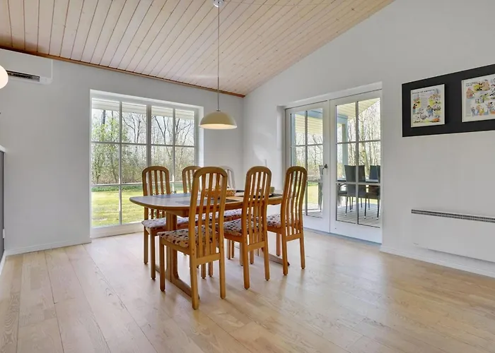 Eryka - 28km From The Sea By Interhome